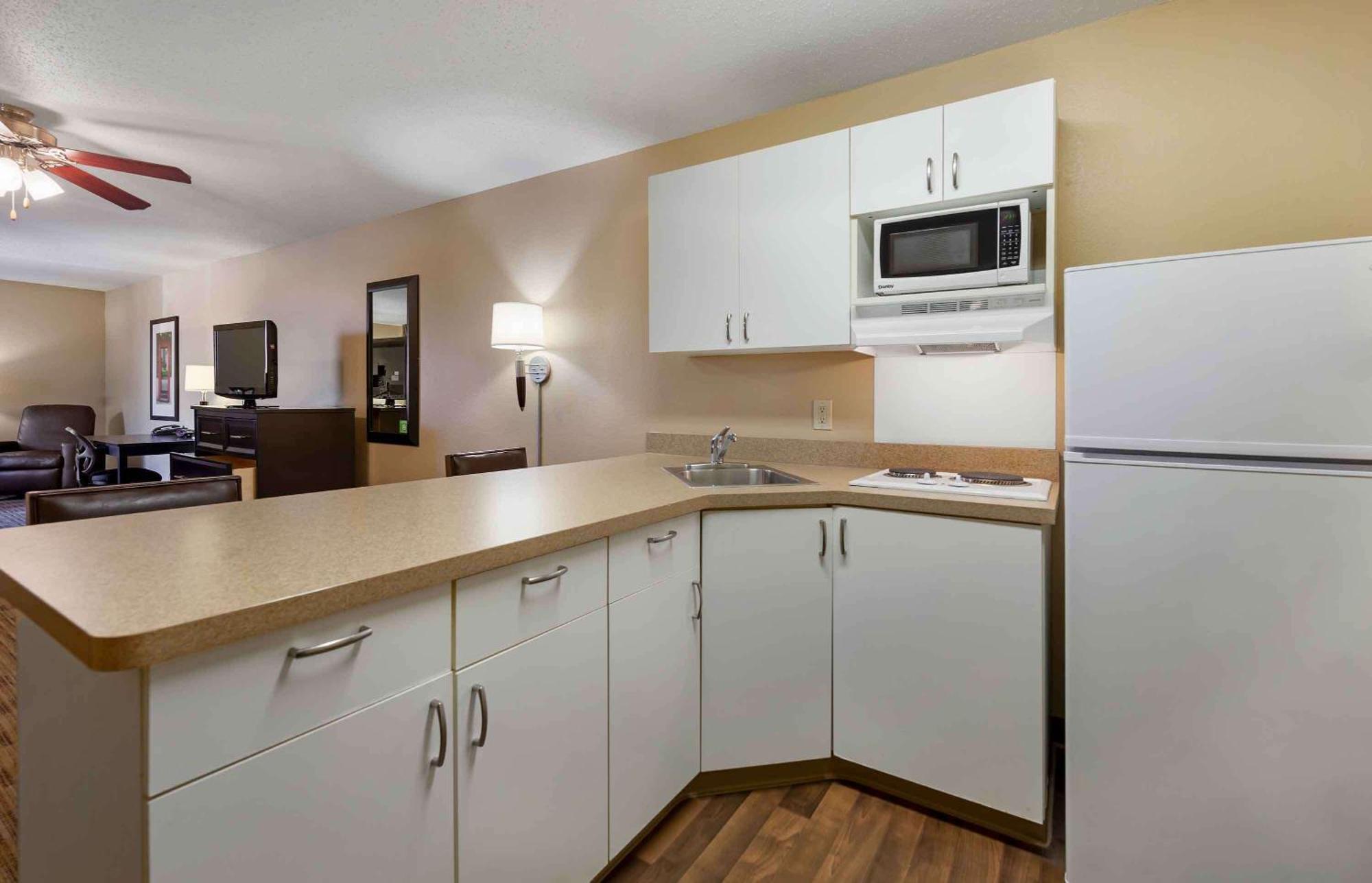 Extended Stay America Suites - Madison - Junction Court Middleton Kültér fotó