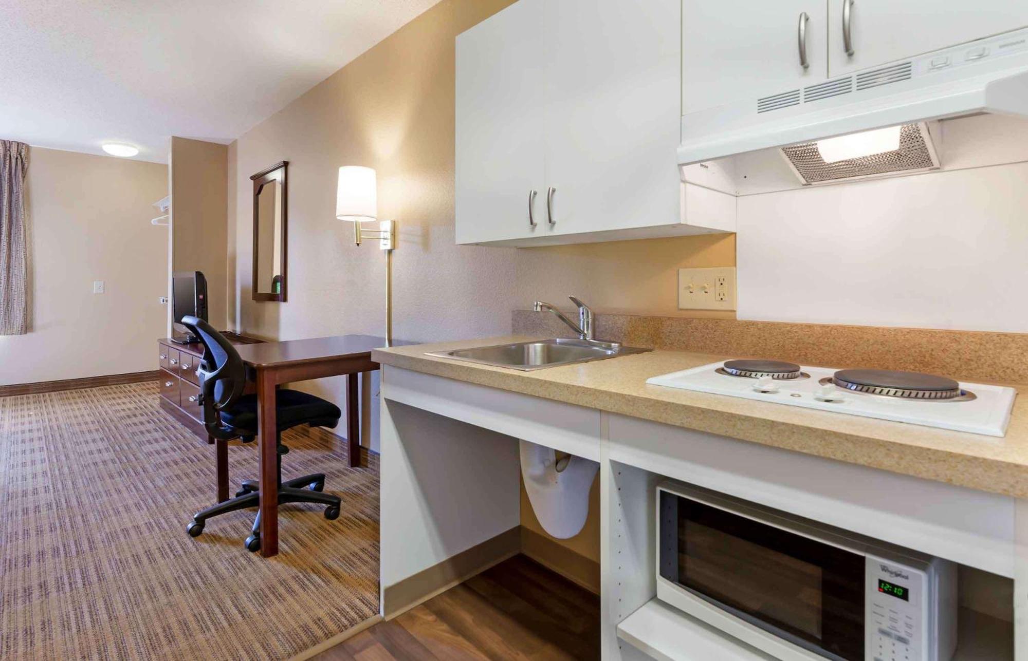 Extended Stay America Suites - Madison - Junction Court Middleton Kültér fotó