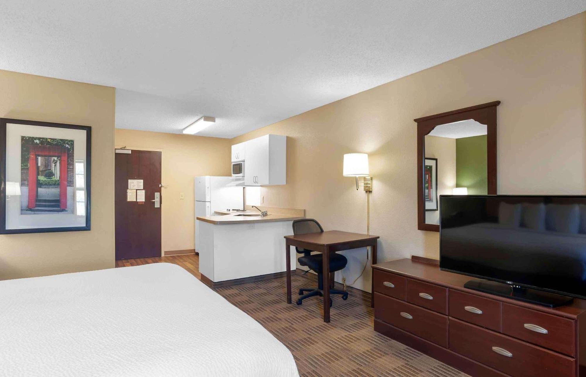 Extended Stay America Suites - Madison - Junction Court Middleton Kültér fotó