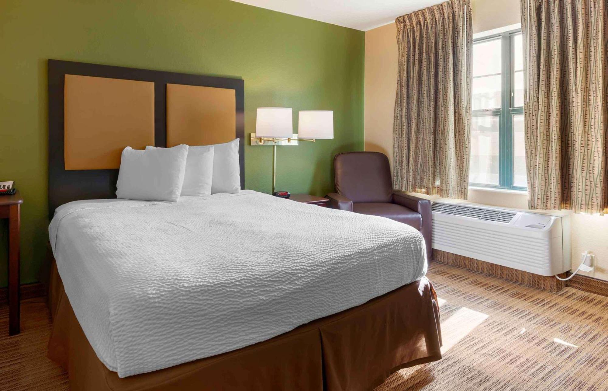 Extended Stay America Suites - Madison - Junction Court Middleton Kültér fotó