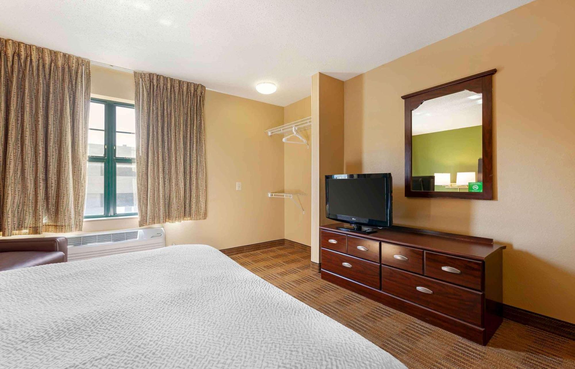 Extended Stay America Suites - Madison - Junction Court Middleton Kültér fotó