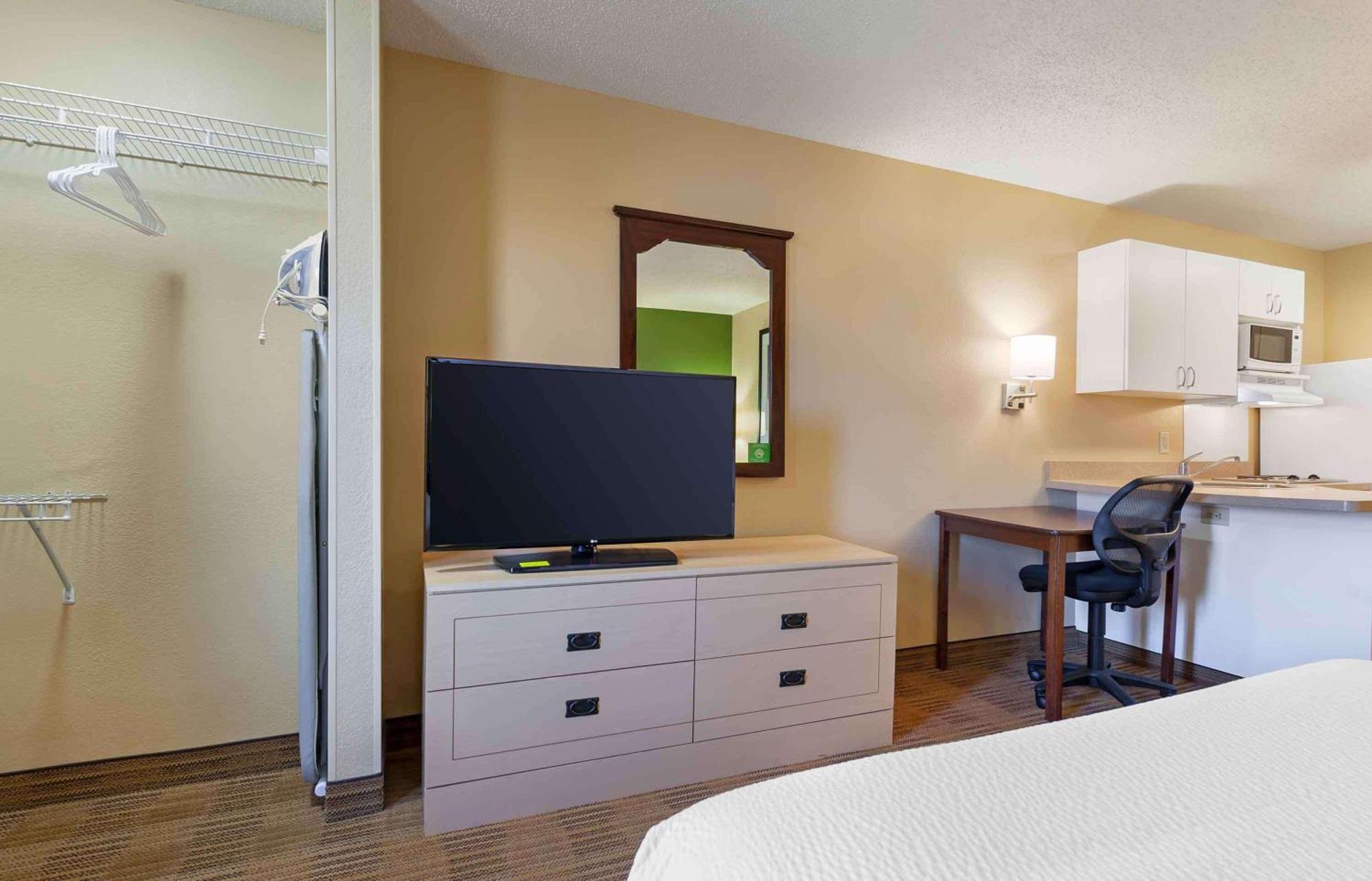 Extended Stay America Suites - Madison - Junction Court Middleton Kültér fotó